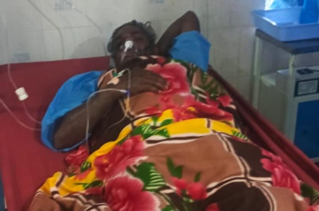 తాటి చెట్టుపై నుండి పడి గీత కార్మికుడికి తీవ్ర గాయాలు