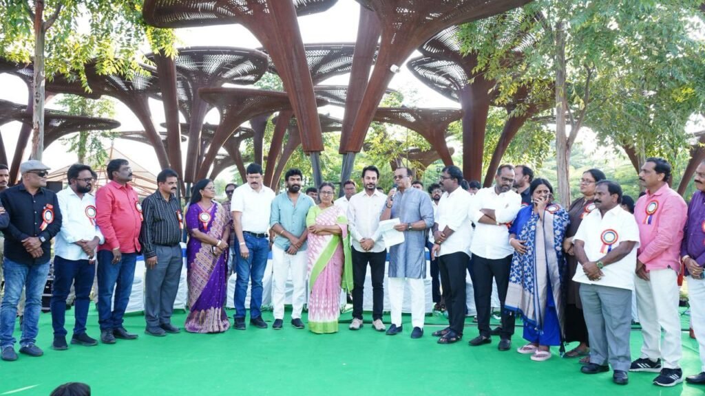 మీడియా సేవలకు మంత్రి అభినందనలు