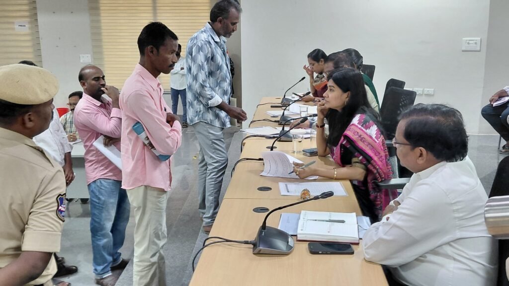 అర్జీలు సకాలంలో పరిష్కరించాలి ఇంచార్జి కలెక్టర్ గరిమ అగ్రవాల్