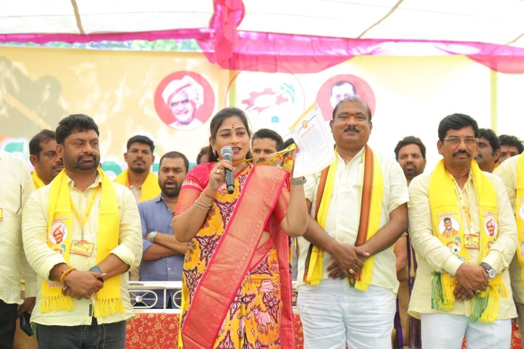 ఘనంగా పాయకరావుపేట టీడీపీ కమిటీల ప్రమాణస్వీకారం