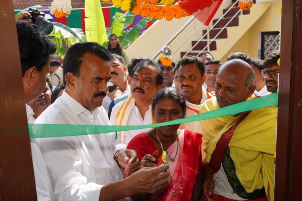 రాష్ట్రవ్యాప్తంగా 4.50 లక్షల గృహాల లక్ష్యం