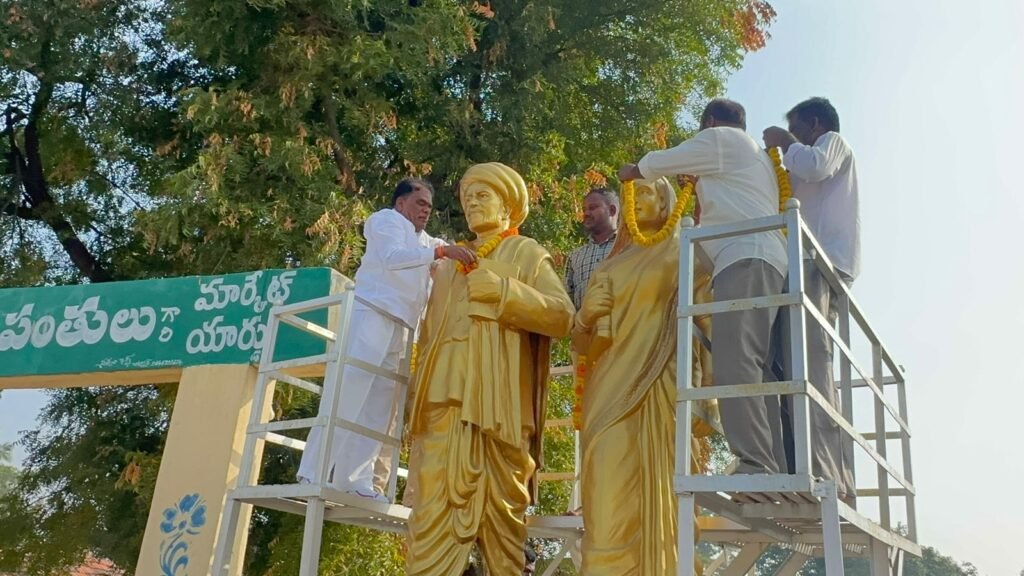 పూలే జ్యోతి చిరస్థాయి — ఎస్సీ, ఎస్టీ కమిషన్ చైర్మన్ నివాళులు