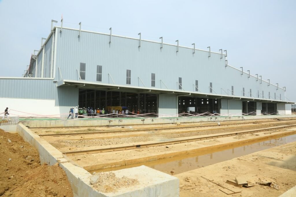 కాజీపేట రైల్వే మాన్యుఫ్యాక్చరింగ్ యూనిట్ పరిశీలన.