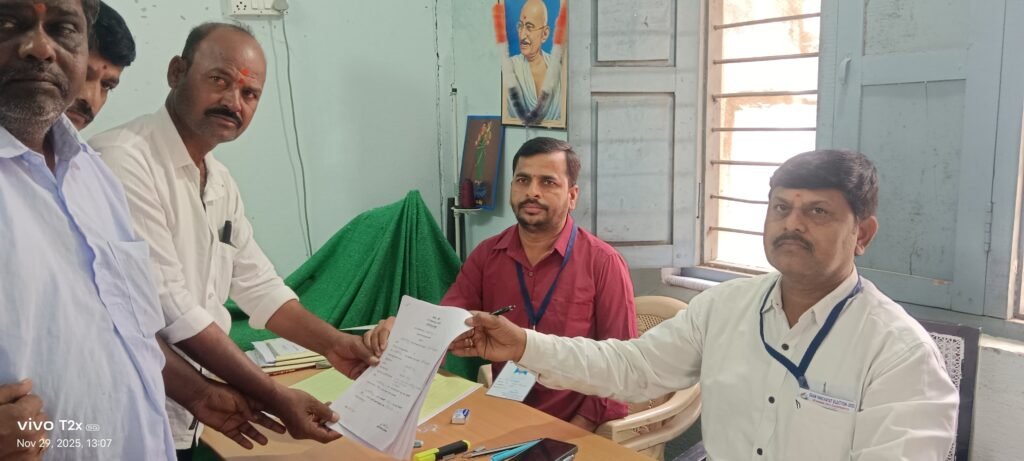 ప్రశాంత వాతావరణంలో నామినేషన్లు పూర్తి.