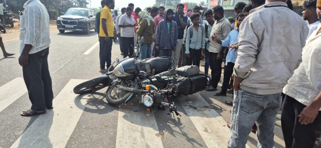 గురజగుంట క్రాస్ వద్ద రోడ్డు ప్రమాదం