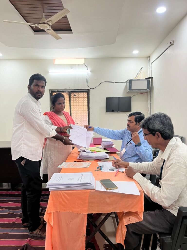 జప్తి నాచారంసర్పంచ్అభ్యర్థిగాభవాని నామినేషన్