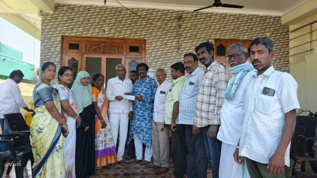 ఇరుకోడు గ్రామంలో కాంగ్రెస్ ఇంటింటి ప్రచారం ఊపందుకుంది