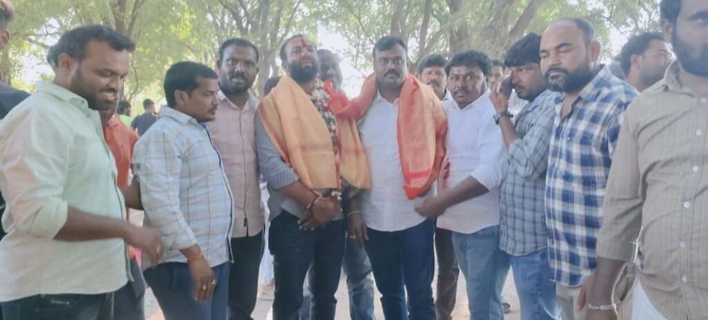 మామిడి రాజుకే మా మద్దతు!