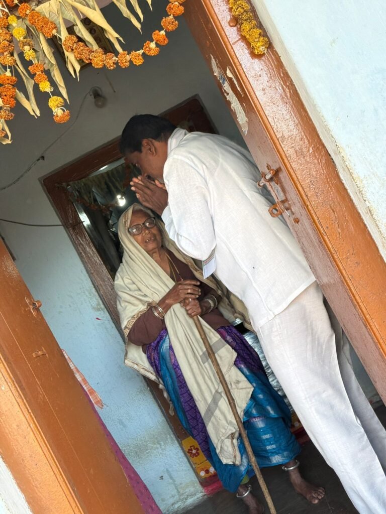 దుద్దెడలో జోష్‌… ప్రజల సమస్యల పరిష్కారమే నా లక్ష్యం: సర్పంచ్ అభ్యర్థి ఆరేపల్లి శ్రీనివాస్