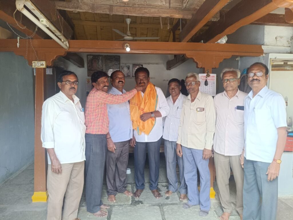 ముస్కానిపేట గ్రామసర్పంచ్ కోమటిరెడ్డిభాస్కర్ రెడ్డికిఘనసన్మానం