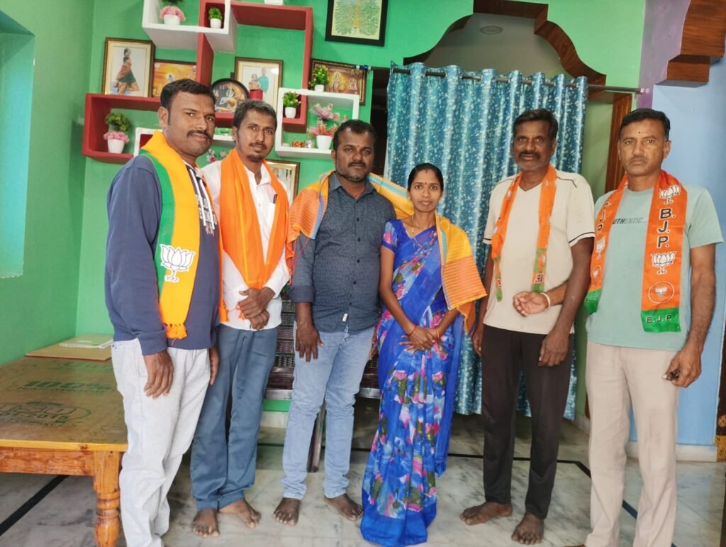 గ్రామ పాలనలో బీజేపీ ముద్ర… నూతన ఉపసర్పంచ్, వార్డు సభ్యులకు కమలంపార్టీ ఘన సన్మానం