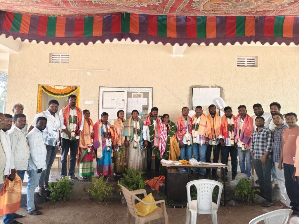 వంతడుపుల గ్రామంలో నూతన సర్పంచ్‌, వార్డు సభ్యులకు ఘన సన్మానం