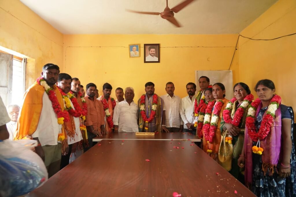 మిలిగిరిపేట గ్రామంలో నూతన సర్పంచ్‌, ఉపసర్పంచ్‌ ప్రమాణ స్వీకారం