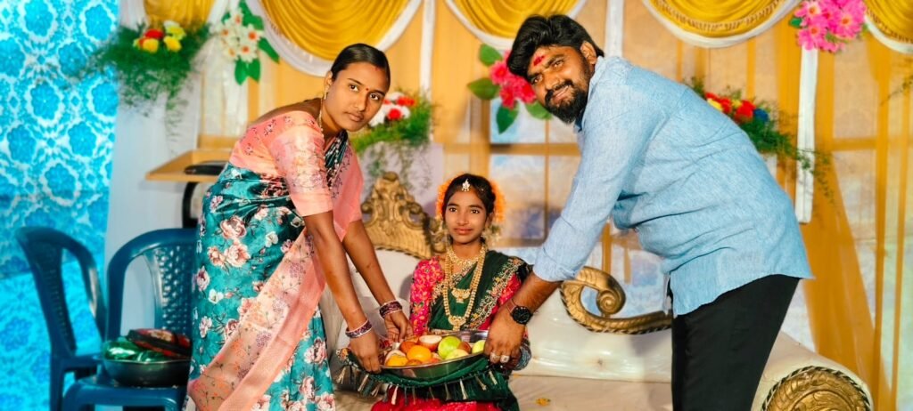 Protected: నూతన వస్త్ర అలంకరణ మహోత్సవంలో పాల్గొని 2000 అందజేసిన గంజాయి శ్రీనివాస్