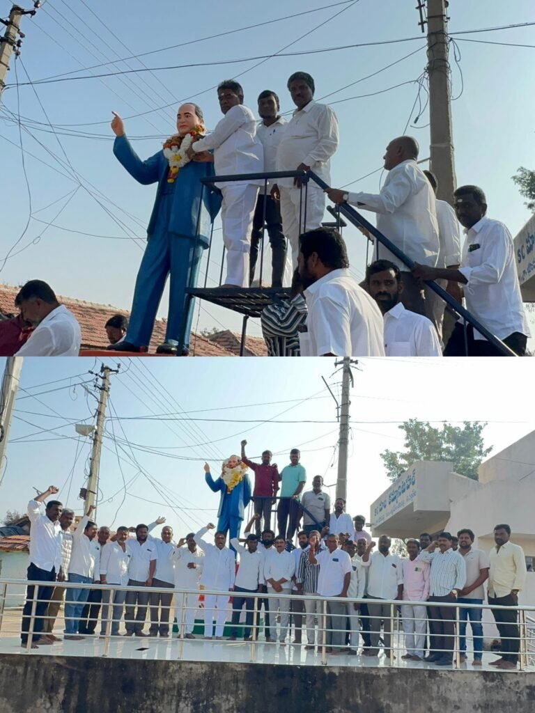 రాజ్యాంగనిర్మాతకురాష్ట్రఎస్సీ,ఎస్టీ కమిషన్ చైర్మన్ నివాళి