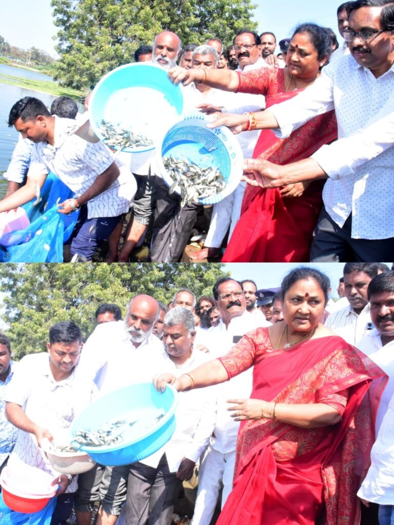 మత్స్యకారులు ఆర్థికంగా ఎదగాలి: టీజీఐఐసీ చైర్మన్ నిర్మల జగ్గారెడ్డి