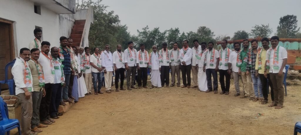 కోనాపూర్ గ్రామ కాంగ్రెస్‌లో ఉప్పరి విట్ఠల్ నూతన అధ్యక్షుడు