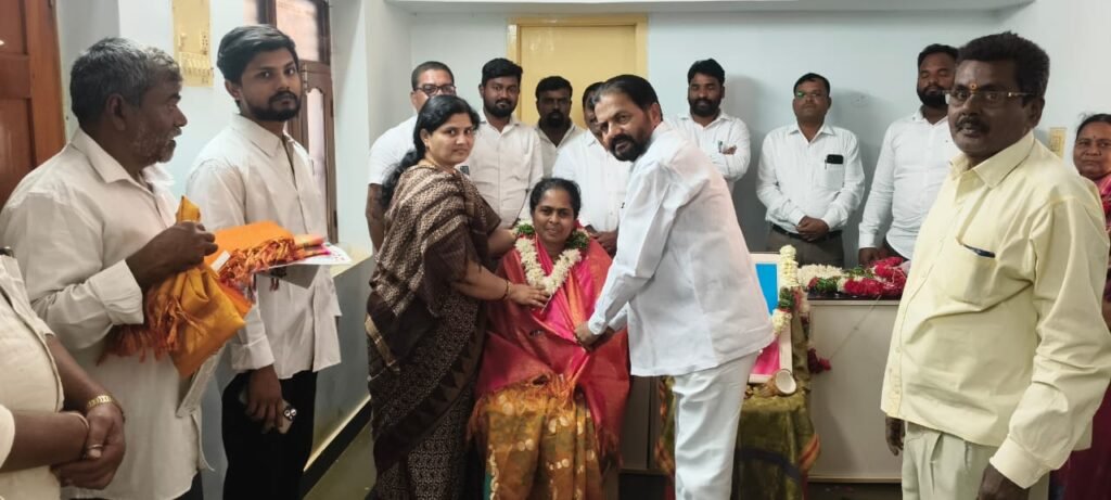 మాజీ ఎస్సీ కార్పొరేషన్ చైర్మన్ కార్యాలయంలో చదువుల తల్లి సావిత్రిబాయి పూలే జయంతి ఘనంగా నిర్వహణ