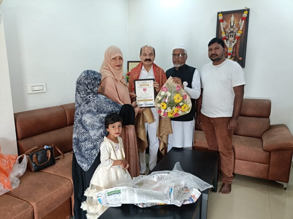 ఎమ్మెల్యే చింత ప్రభాకర్ చేతుల మీదగా జాతీయ అవార్డును సమస్య ట్రస్ట్ ఛారిటీ అండ్ వెల్ఫేర్ ద్వారా ప్రదానం చేశారు