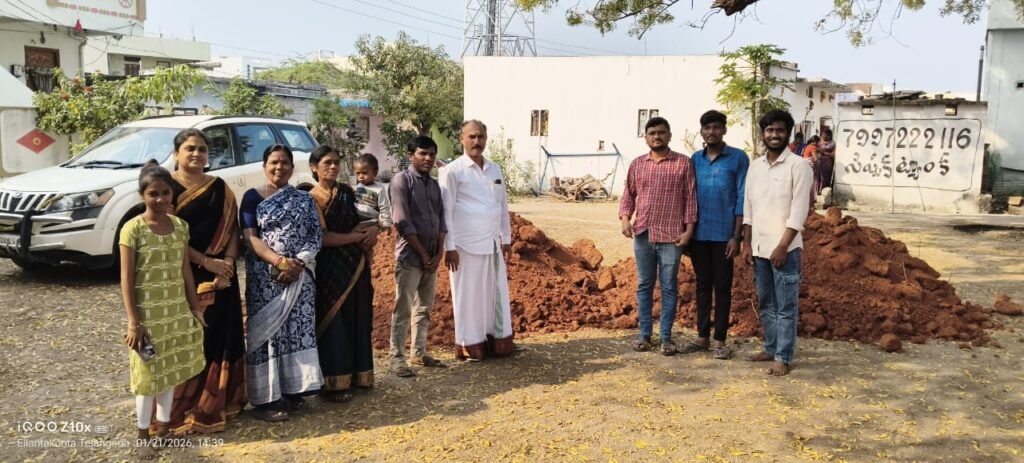 యువత కోరికకు స్పందించిన ఉపసర్పంచ్ రాజు శర్మ – కబడ్డీ కోర్టు పనులు ప్రారంభం