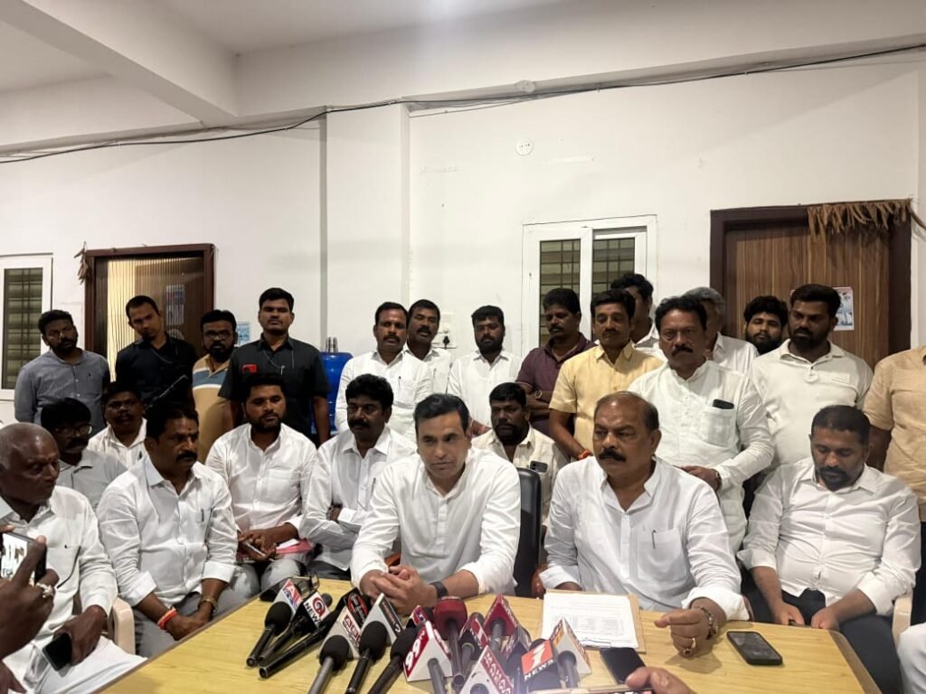 చేర్యాలలో కాంగ్రెస్ రాజకీయ శంఖారావం