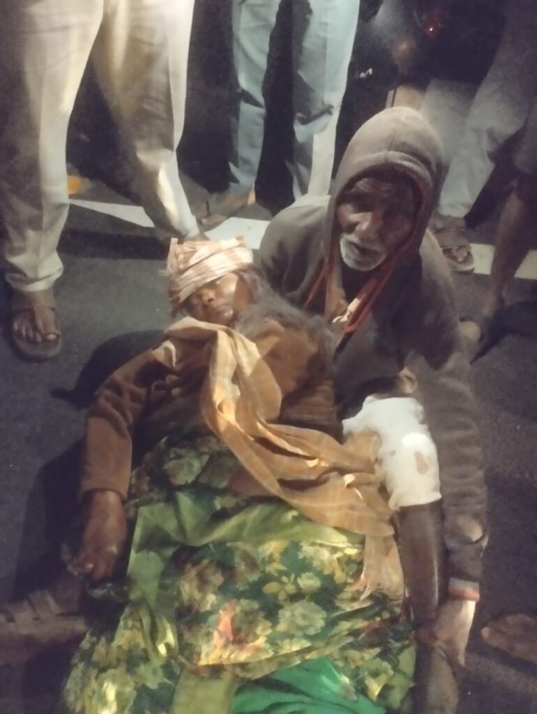 వేగంగా దూసుకొచ్చిన బైక్– రోడ్డు ప్రమాదంలో మహిళ మృతి