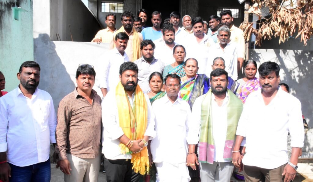 “పోచమ్మపై ఒట్టు…కాంగ్రెస్ అభ్యర్థి లక్ష్మీప్రియ గెలుపే మా లక్ష్యం”