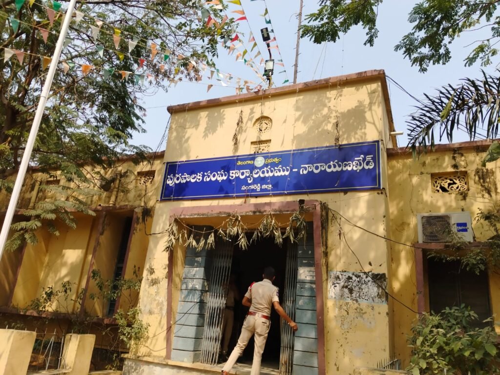 నేటితో ముగియనున్న ఎన్నికల ప్రచారం