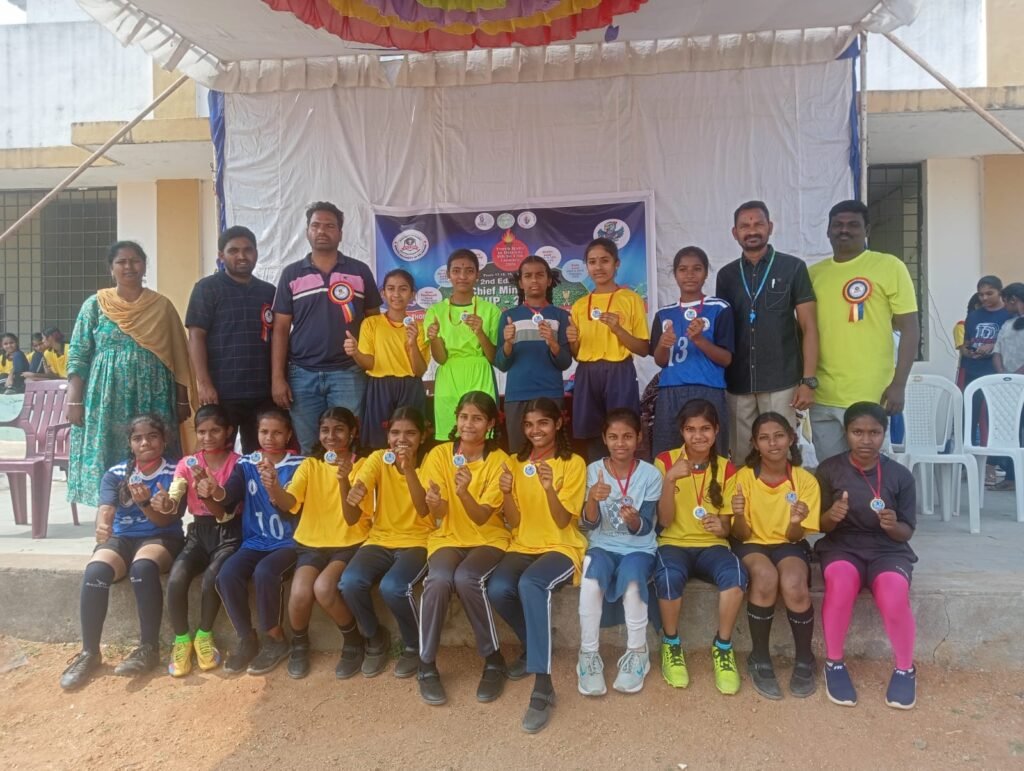 రాష్ట్రస్థాయికి మహర్షి హైస్కూల్ విద్యార్థినులు