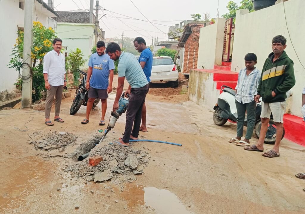 గ్రామ అభివృద్ధికి అంకితభావంతో కృషి చేస్తా:మిద్దె శివకుమార్
