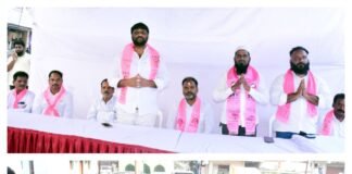 17,18వ వార్డుల అభివృద్ధికి బిఆర్ఎస్ అభ్యర్థులకే ఓటు వేయాలి