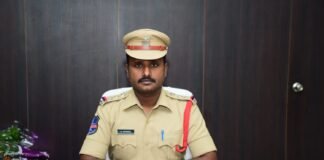 సిరిసిల్లలో యువకుడిపై హత్యాయత్నం-ఎస్సీ,ఎస్టీ అట్రాసిటీ కేసు నమోదు