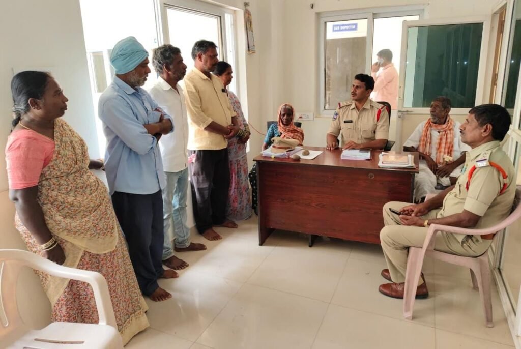 ఫిర్యాదు తర్వాత మారిన కుమారులు – పోలీసుల కౌన్సిలింగ్ ఫలితం