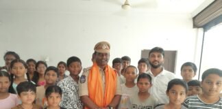 విద్యార్థులు చిన్నతనం నుండే ఉన్నత లక్ష్యాలు ఏర్పరచుకోవాలి.