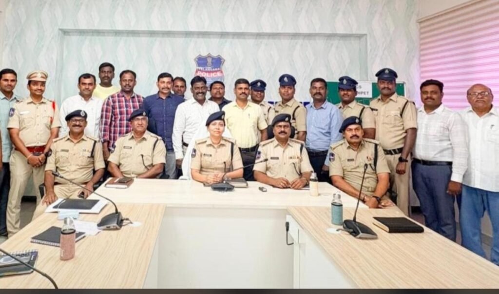 చోరీల ముఠా అరెస్ట్