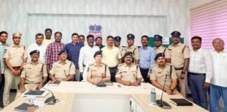చోరీల ముఠా అరెస్ట్