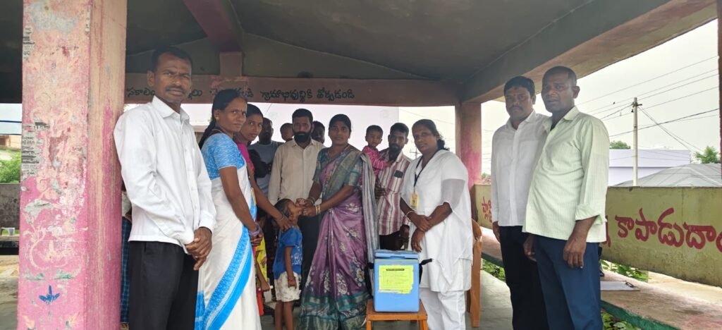 చక్కటి జీవితానికి రెండు చుక్కలు సర్పంచ్ బండారు కవిత స్వామీగౌడ్     