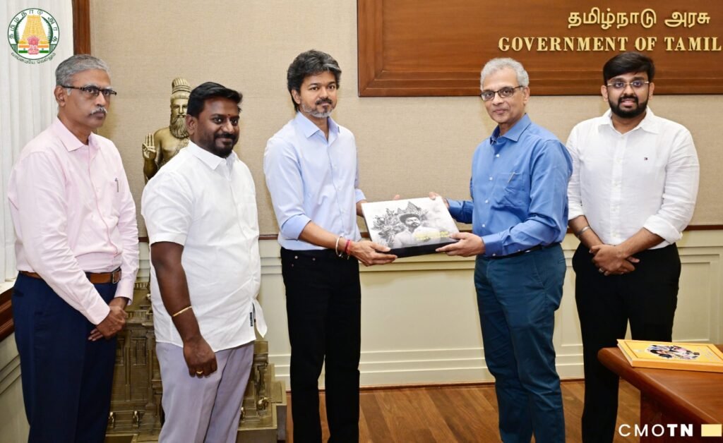‘ఒక కొత్త ప్రారంభం’ పుస్తకావిష్కరణ