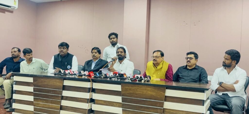 బీసీ కులగణనకు అన్ని పార్టీలు ముందుకు రావాలి