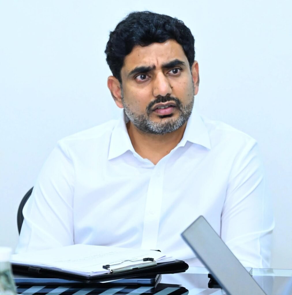 జగన్‌పై లోకేశ్ తీవ్ర విమర్శలు