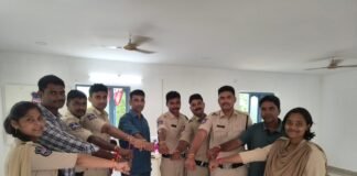 చిట్యాల పోలీస్ స్టేషన్లో ఘనంగా రక్షాబంధన్ వేడుకలు