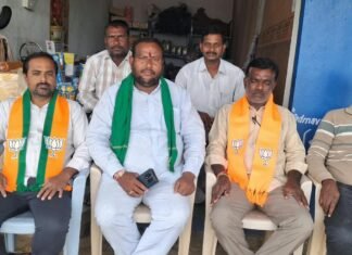 రైతుల పట్టా భూములను 22ఏలో చేర్చడాన్ని వ్యతిరేకిస్తూ మహాధర్నా