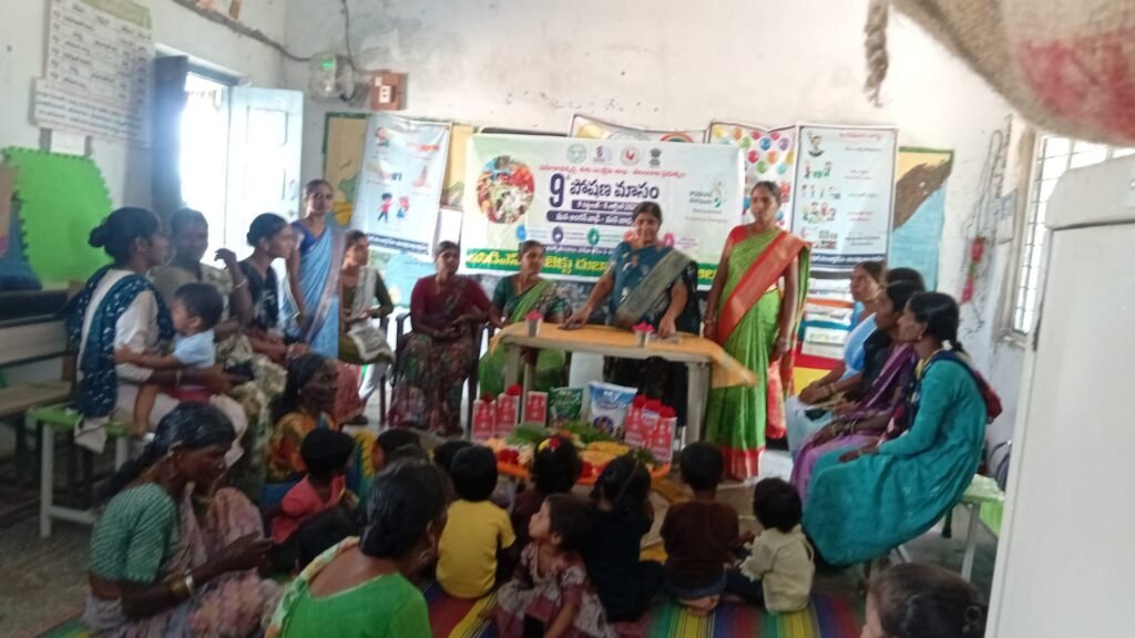 ఆల్మస్పూర్ గ్రామంలో అంగన్వాడీ కేంద్రంలో పోషణమాసం వేడుకలు