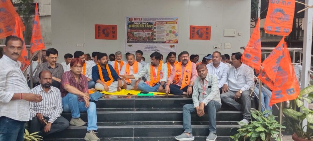 సిద్దిపేట ప్రత్యేక పోస్టల్ డివిజన్ కోసం దీక్ష